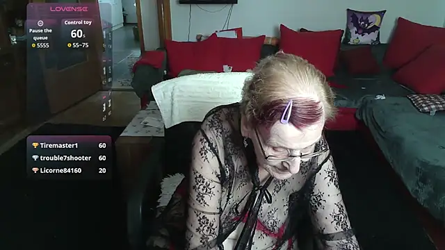 Živý XXX chat HeisseomaOriginal