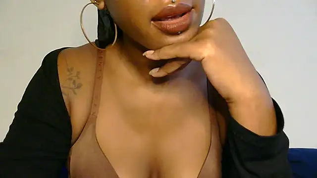 poleheathen's Live XXX Chat