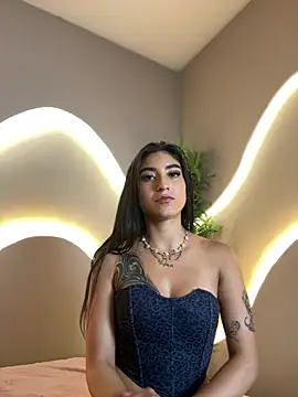 Emma_Lirys' Live XXX Chat