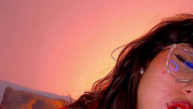 Piafisher_2's Live XXX Chat