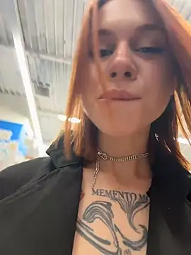 RosieSecret live XXX chat