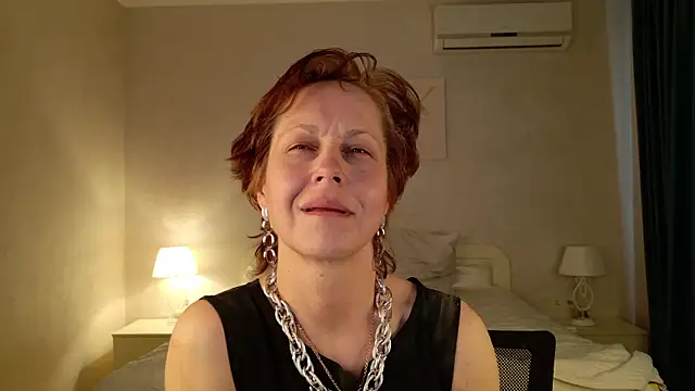 دردشة LioraWeiss الجنسية المباشرة