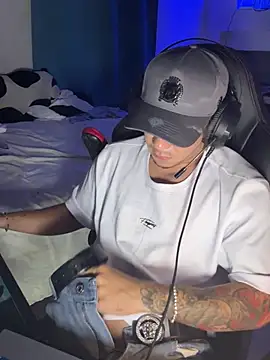 AngelLatinBoy Live XXX Chat