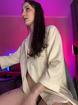 FlexboxDoll's Live XXX Chat