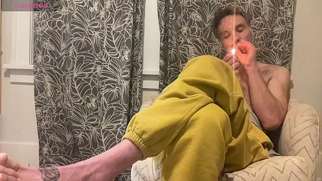 Nathan_chase Show in webcam