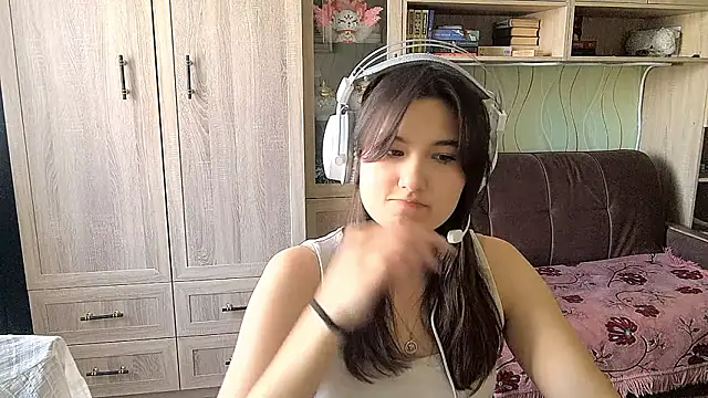 MiryDeni Chat XXX in diretta