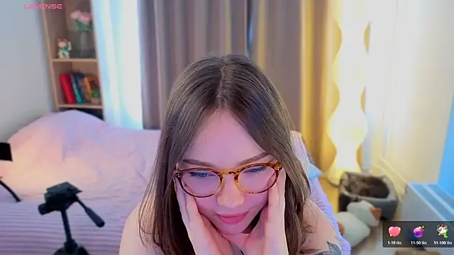 MilenaSaint's Live XXX Chat