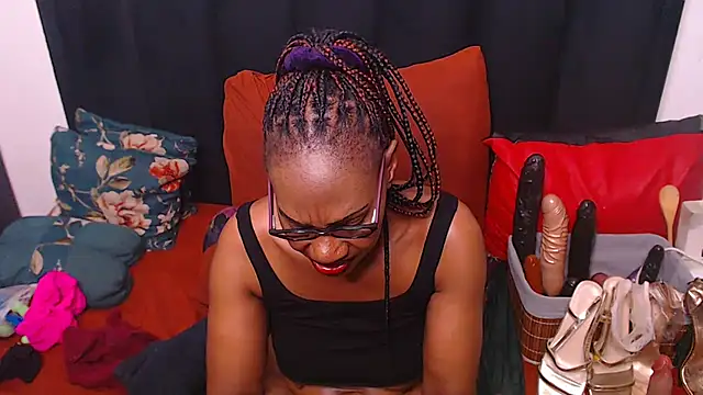 sexybootylicious: онлайн-секс-чат