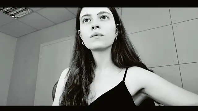 Chat XXX ao vivo de Yoka_paradoXXX