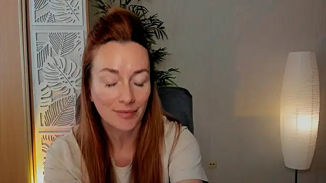 Show modela RebeccaMartinez na web-kameri