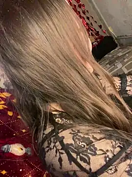 Var_Kiss Show in webcam