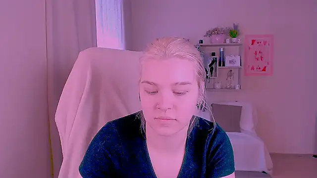 Chatroom XXX en direct de Hot_Blonda