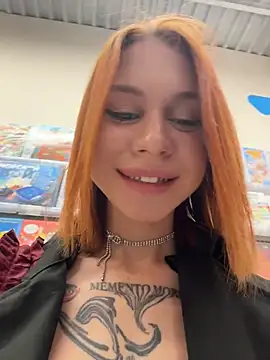 RosieSecret live XXX chat