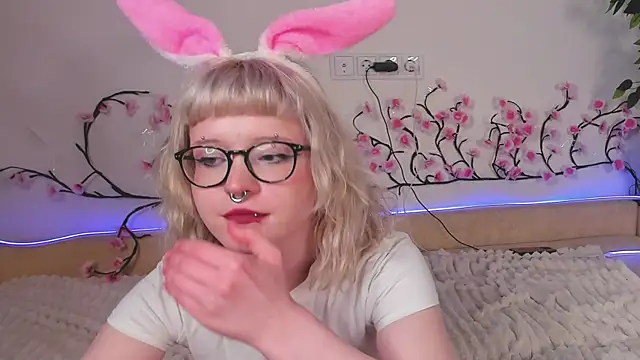 EdythElswick 现场XXX聊天