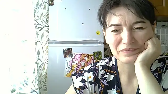 Krystal_82 Chat XXX live