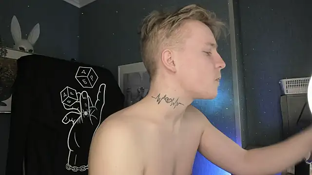 Онлайн чат XXX AlexxSweet