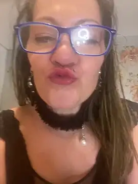 Lovely_Chiara Webcam show