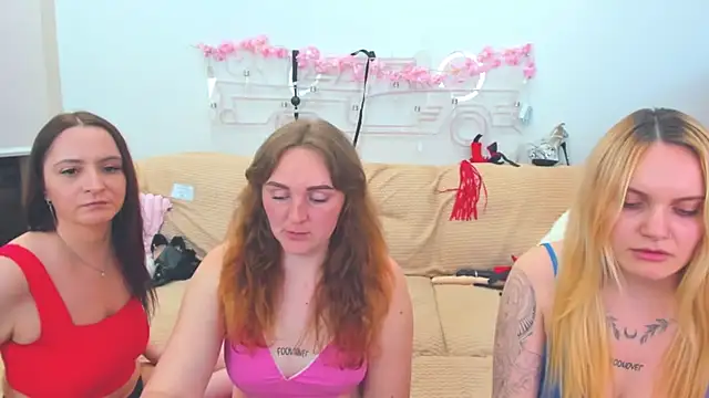 Онлайн чат XXX MagicEyess