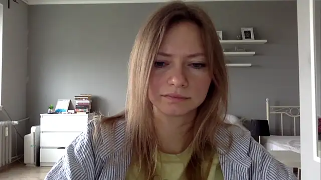 MillieShowのライブXXXチャット