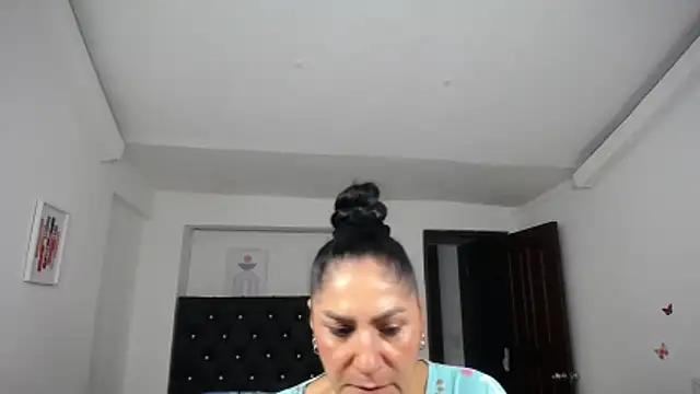 mature_bigboobs10's Live XXX Chat