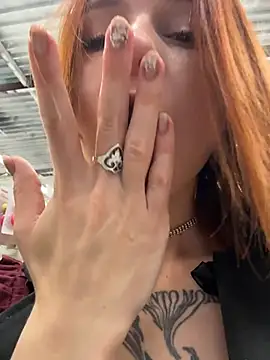 Chat XXX en directo de RosieSecret