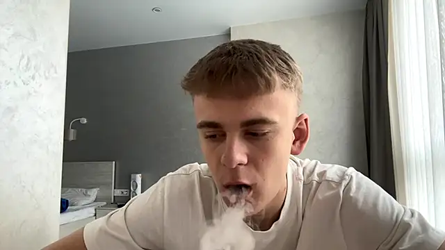 SoloFury Webcam Show