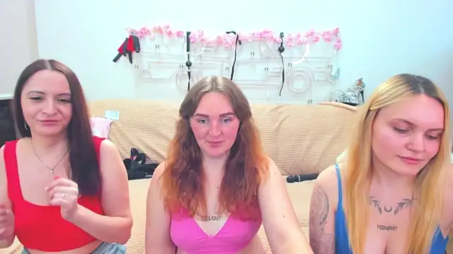 MagicEyess' Live XXX Chat