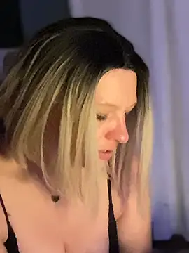 queenkelly1234's Live XXX Chat