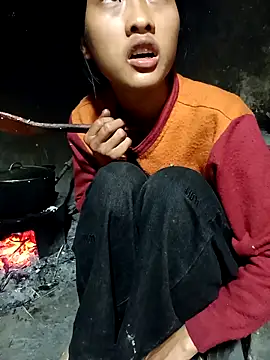 Hoa-tuylip's Webcam Show