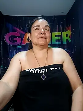 Chat XXX en directo de Zuleyka_69