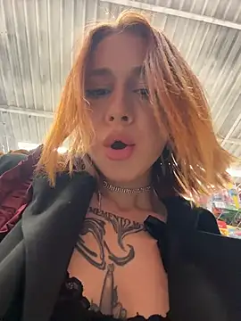 دردشة RosieSecret الجنسية المباشرة