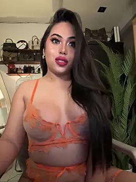 Chat +18 de BigDominaMia ao vivo