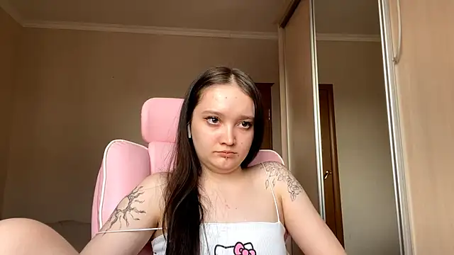 TrulaPhay: онлайн-секс-чат