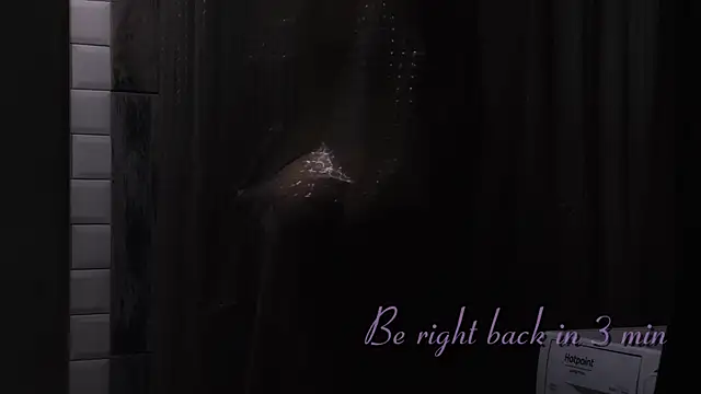 SallyCha Adlı Modelin Canlı XXX Sohbeti