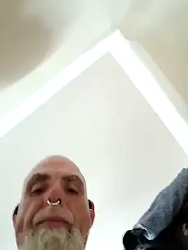 Chatroom XXX en direct de EdgarAlenPole