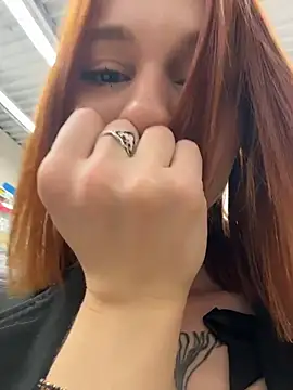 แชท XXX สดของ RosieSecret