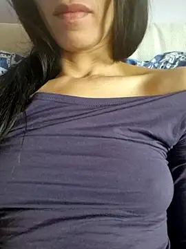 Luisa968 Chat XXX in diretta