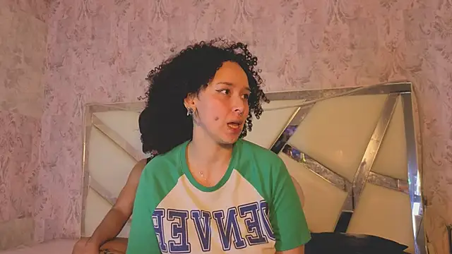 عرض كام Benny_and_Mark