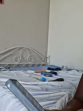 Kamdollie: онлайн-секс-чат