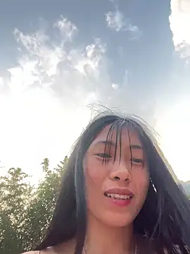 LyLyX09's Live XXX Chat