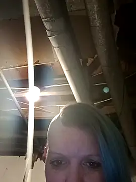 DeziBaby1087's Webcam Show