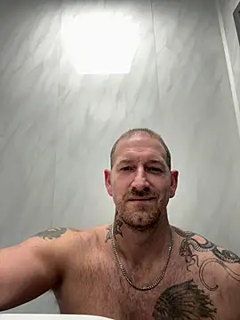 Show de DarlingWordplay19 na webcam