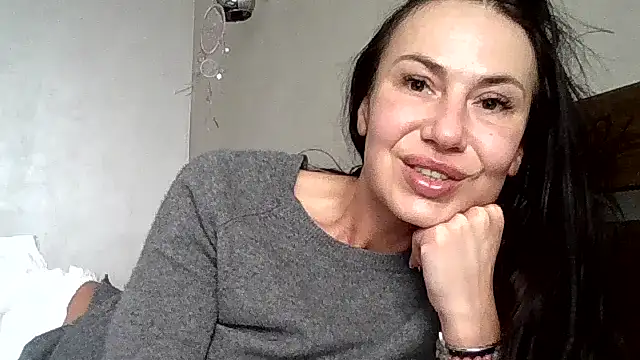 JulianaGold1 – Live XXX-chat