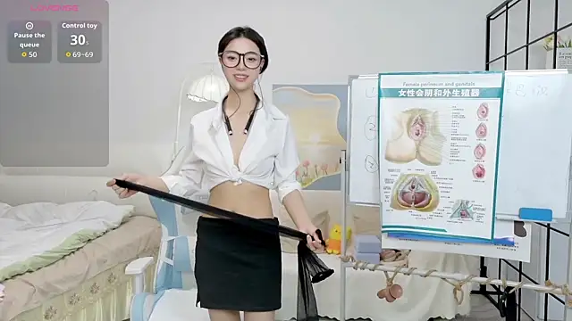 cosplay_LiLi Adlı Modelin Canlı XXX Sohbeti