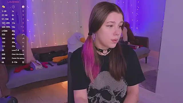Mira_Falls Live XXX-chat