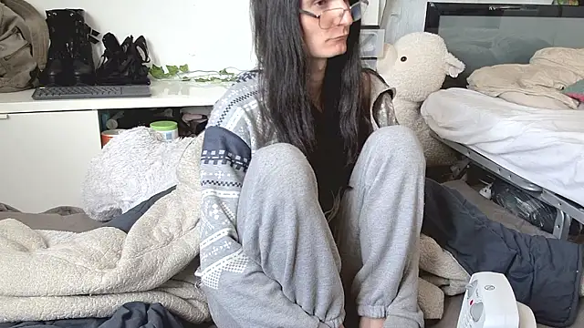 CeriseLapine ওয়েবক্যাম শো