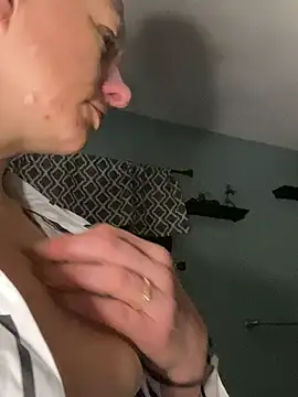 queenkelly1234's Live XXX Chat