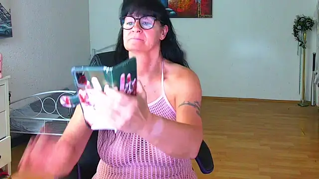 Sylly: απευθείας συνομιλία ΧΧΧ