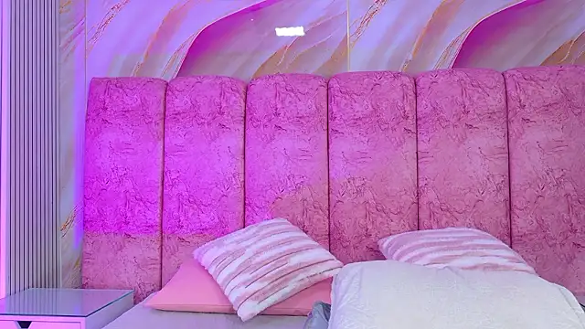 emmacurvyn Live XXX chat