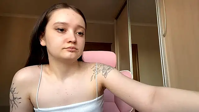 TrulaPhayn Live XXX chat